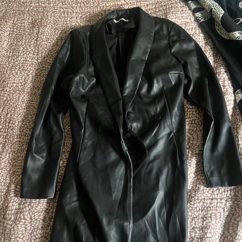 Abercrombie & Fitch Black Leather long Jacket, one button